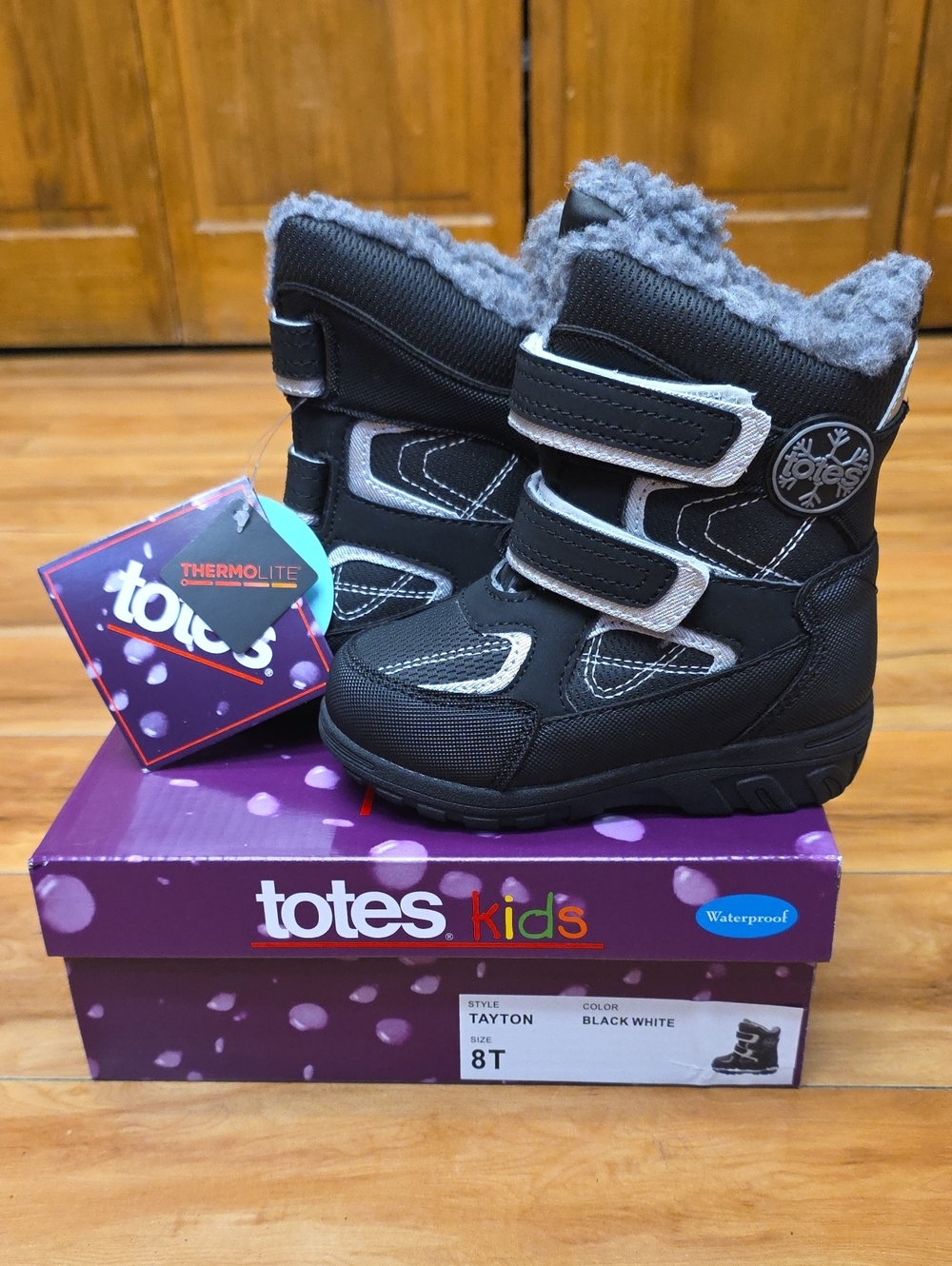Totes Tayton Waterproof Insulated Flat Heel Winter Outdoor Boots Sz 8T NEW